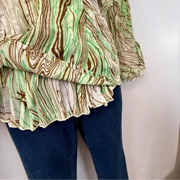 Piano Green Brown Crinkle Blouse - Picture 15 of 16